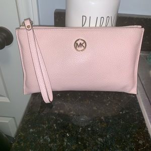 MK wristlet
